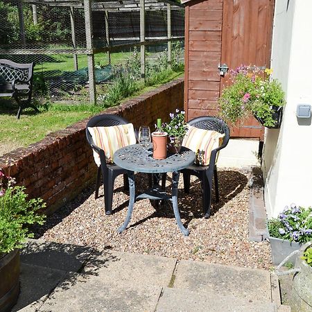 Glen Cottage Yaxham ภายนอก รูปภาพ